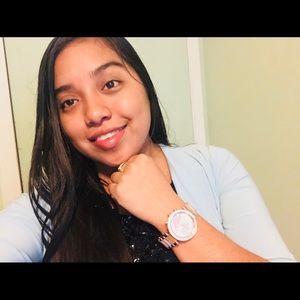 Meet your Posher, Edith